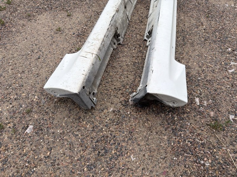 Накладка на порог CROWN 2008 GRS200 4GR-FSE