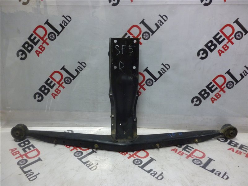 Балка подвески Subaru Forester SF5 EJ201 2000 задняя