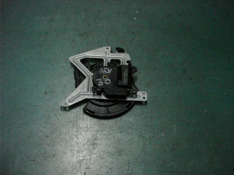 Сервопривод режима печки Toyota Camry ACV30 2AZ-FE 2003