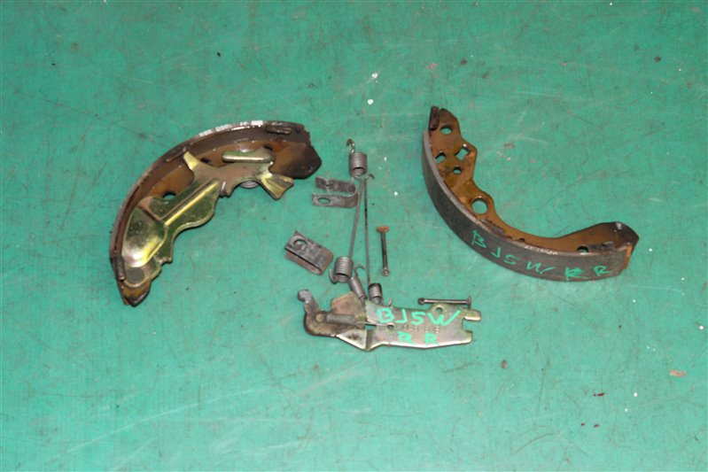 тормозные колодки мазда капелла. колодки тормозные передние мазда фамилия. колодки передние мазду фамилия 2001. колодки задние мазда bj5p. передние тормозные колодки мазда фамилия 2000г.