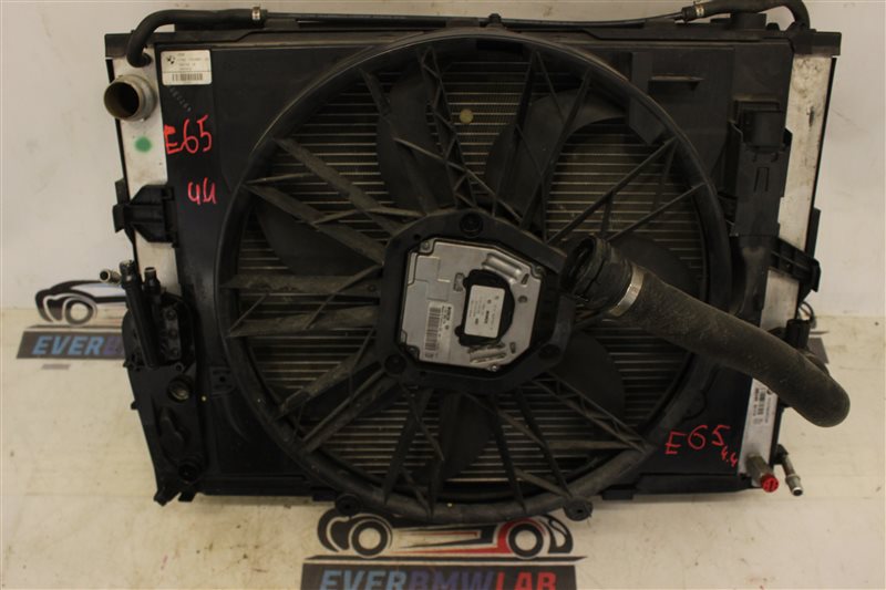 Радиатор охлаждения двс Bmw 7 Series 745I E65 N62B44A. 01.2005