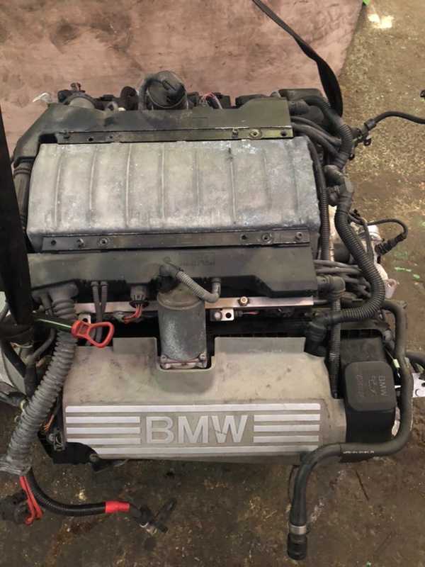 Двигатель Bmw 745Li E66 N62B44A. 01.2004