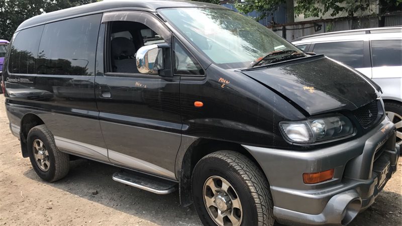 Автомобиль Mitsubishi Delica PD6W 4G64 2005 года в разбор