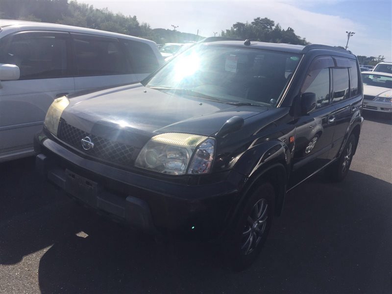 Автомобиль Nissan X-Trail NT30 QR20(DE) 2002 года в разбор