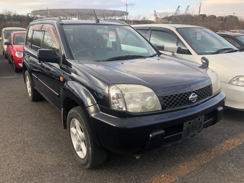 Автомобиль Nissan X-Trail NT30 QR20(DE) 2002 года в разбор