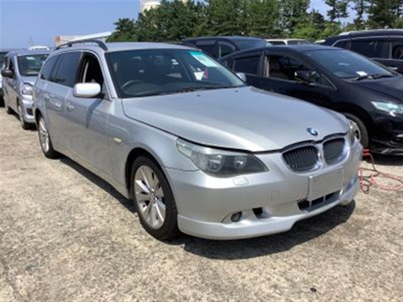 Автомобиль BMW 5 series 525i E61 M54B25 (256S5) 04/2004 года в разбор