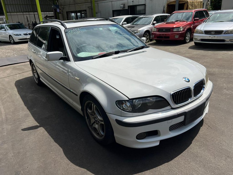 Автомобиль BMW 3-Series 325i E46 256S5 M54B25 04.2003 года в разбор