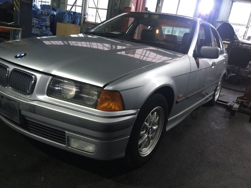 Автомобиль BMW 3-Series 318i E36 184E2 M43B18 01.1997 года в разбор