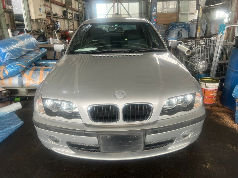 Автомобиль BMW 3-Series 318i E46 M4B19 194E1 1999 года в разбор