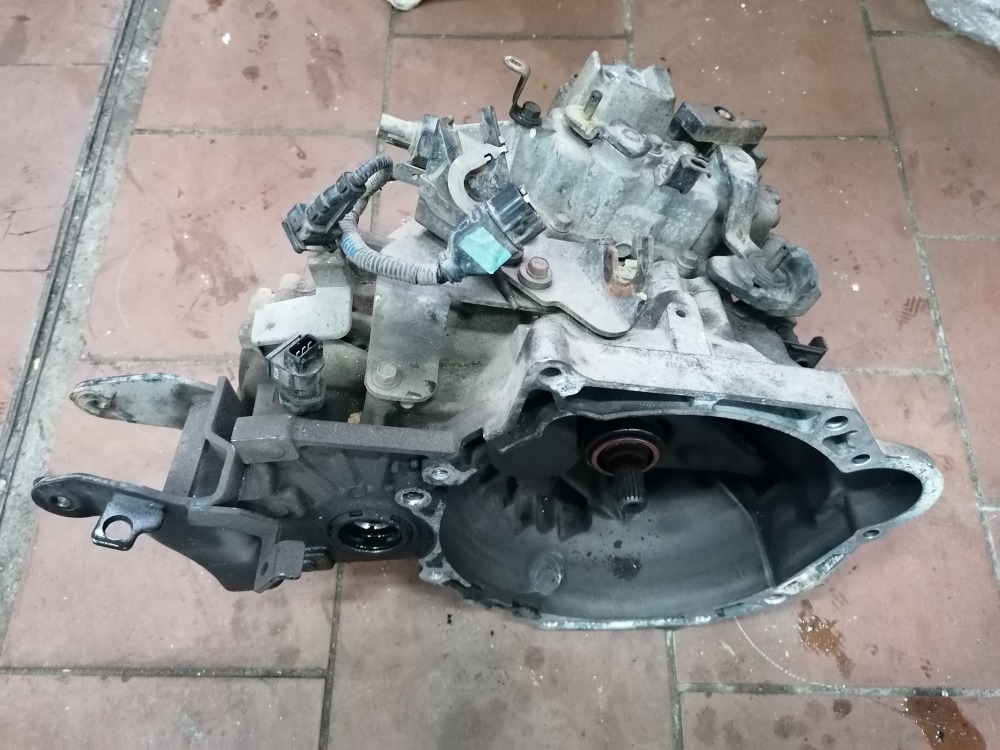Мкпп Kia Ceed ED (б/у) Мкпп Kia Ceed ED (б/у)