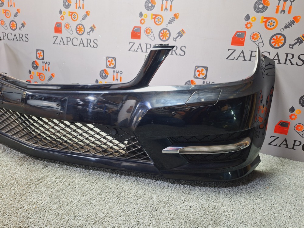 Бампер передний C W204
