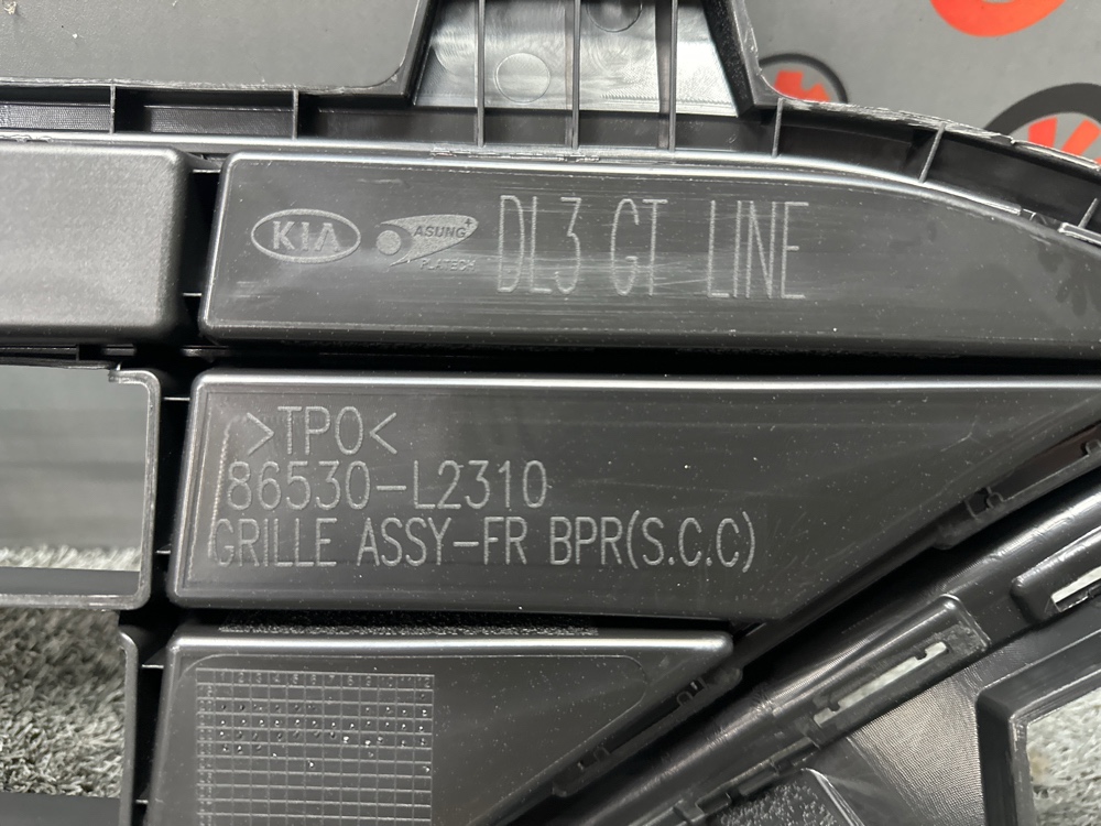Решетка бампера K5 GT-Line