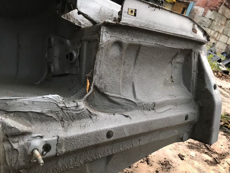 Крыло заднее левое 5-series 2001 E39 M54B30 Крыло заднее левое 5-series 2001 E39 M54B30
