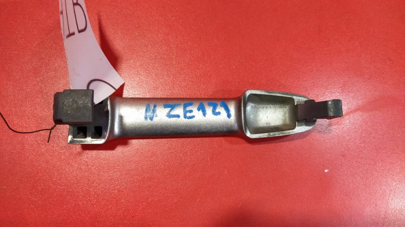 Ручка двери внешняя Toyota Allex NZE121 1NZ-FE 2000 (б/у)