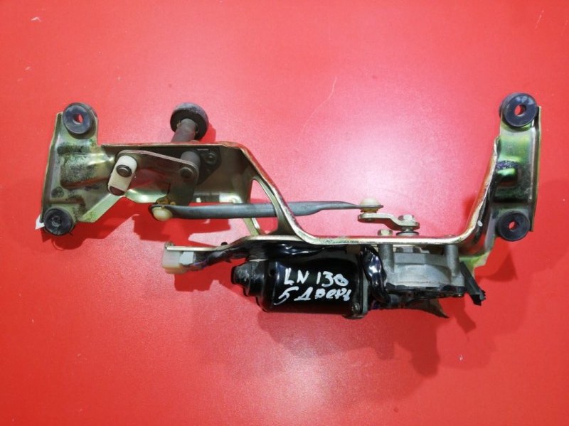 Моторчик стеклоочистителя Toyota Hilux Surf LN130 2L-T 1989 задний (б/у)