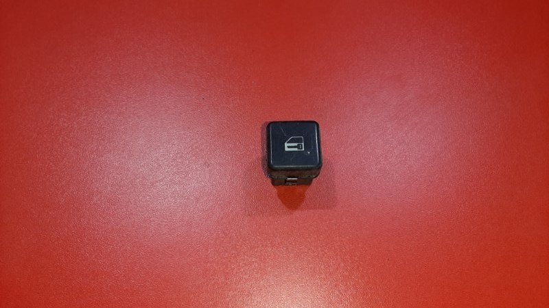 Кнопка центрального замка Bmw 5-Series E39 M52B20 1995 (б/у)