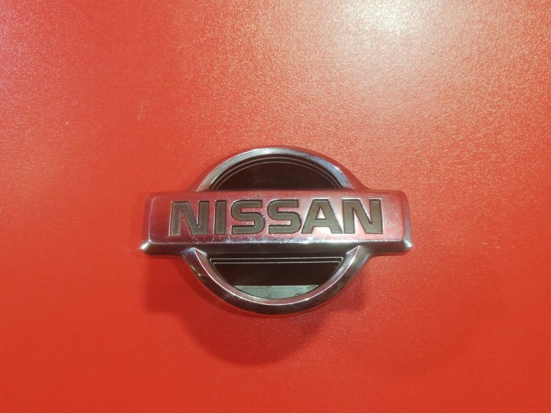 Эмблема Nissan Sunny B13 GA13DS 1990 передняя (б/у)