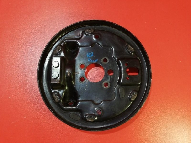 Тормозной щит Volkswagen Polo 602 CFNA 2013 задний правый (б/у)