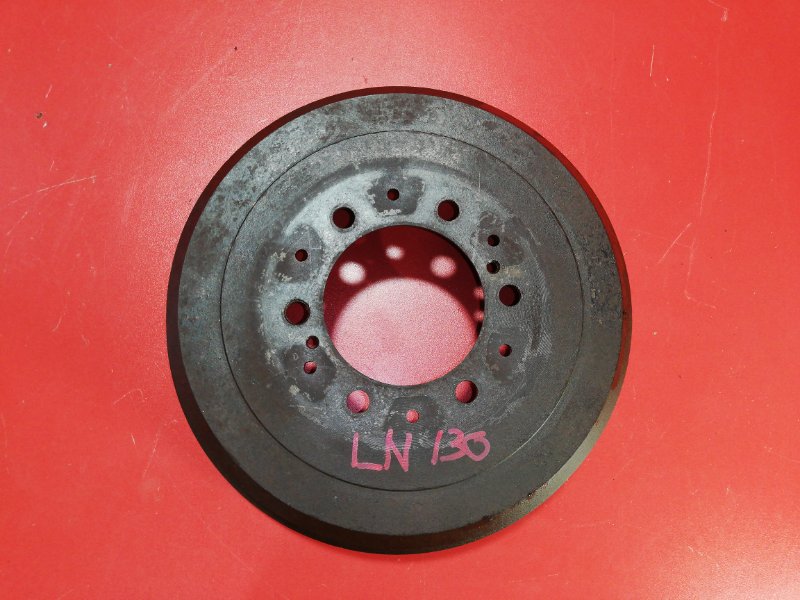 Тормозной барабан Toyota Hilux Surf LN130 2L-T 1989 задний (б/у)