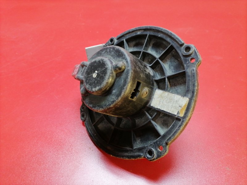 Мотор печки Isuzu Elf NKR66 4HF1 1993 (б/у)