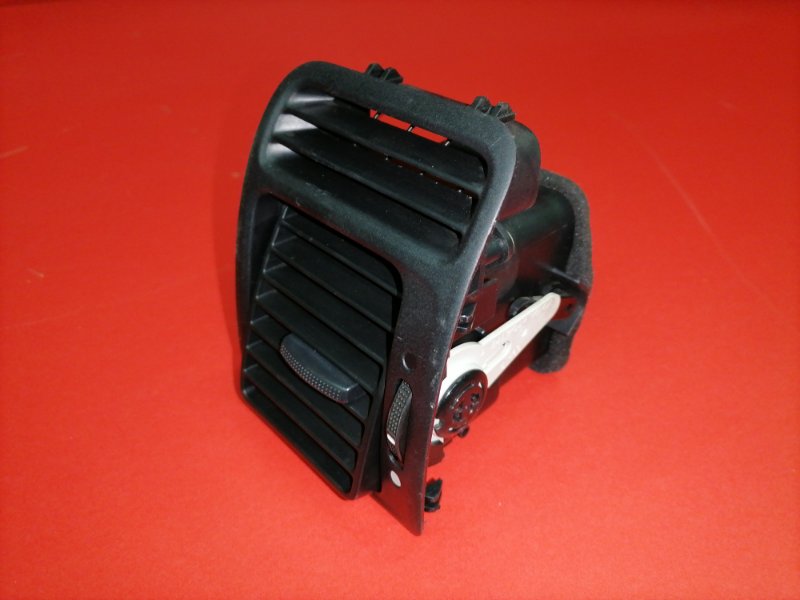 Дефлектор воздушный Honda Cr-V RD5 K20A 2002 передний правый (б/у)