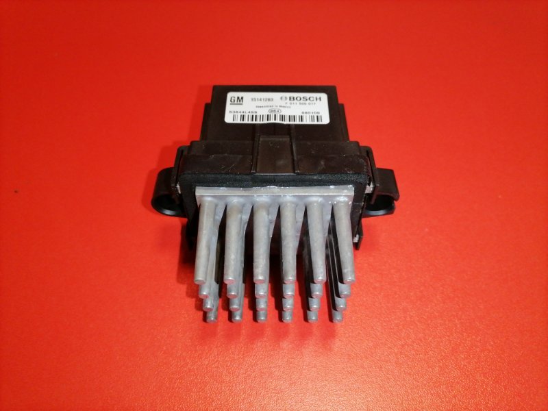 Резистор отопителя Chevrolet Cruze J300 F16D3 2010 (б/у)