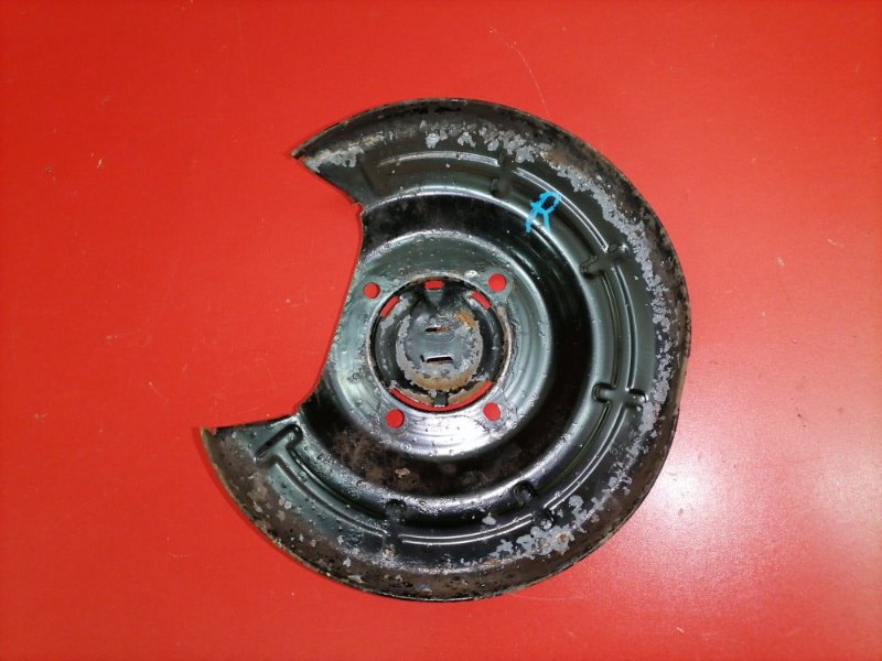 Пыльник тормозного диска Chevrolet Cruze J300 F16D3 2010 задний правый (б/у)