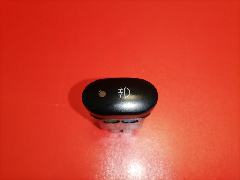 Кнопка включения противотуманных фар Daewoo Nexia N100 F16D3 2008 задняя (б/у)