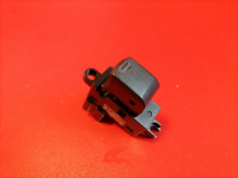 Кнопка стеклоподъёмника Nissan Pathfinder R51 YD25DDTI 2006 (б/у)