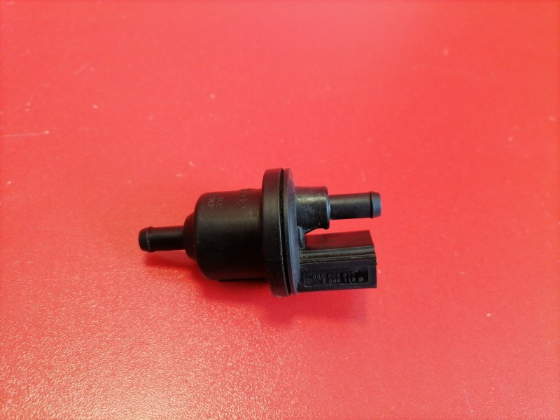 Клапан вентиляции топливного бака Volkswagen Polo 612 CFNA 2011 (б/у)