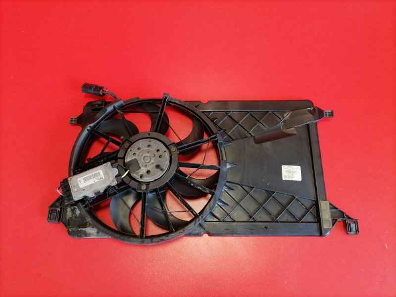 Диффузор радиатора Ford Focus CB4 QQDB 2007 (б/у)