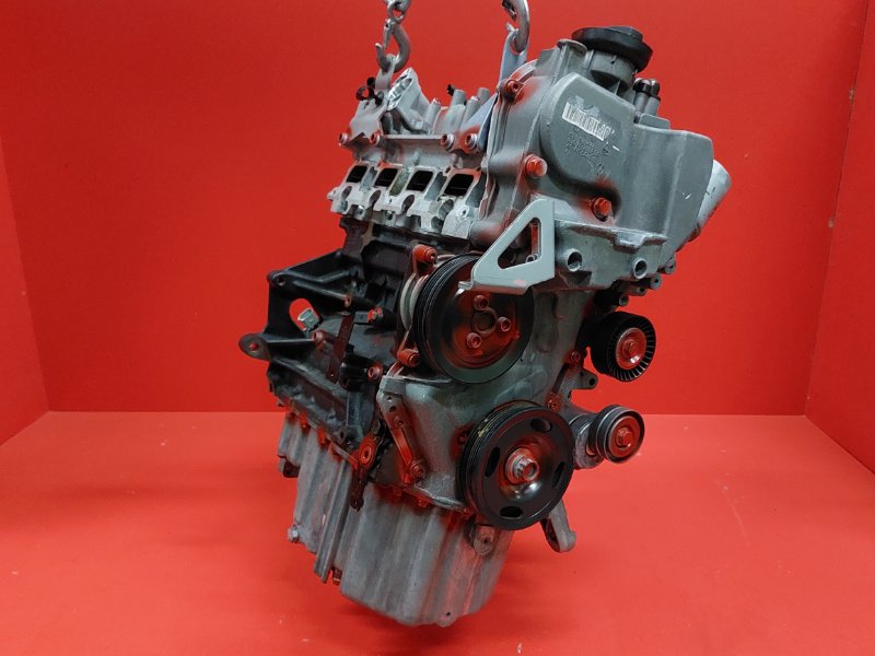 Двигатель Volkswagen Jetta 1K2 CAXA 2009 (б/у)