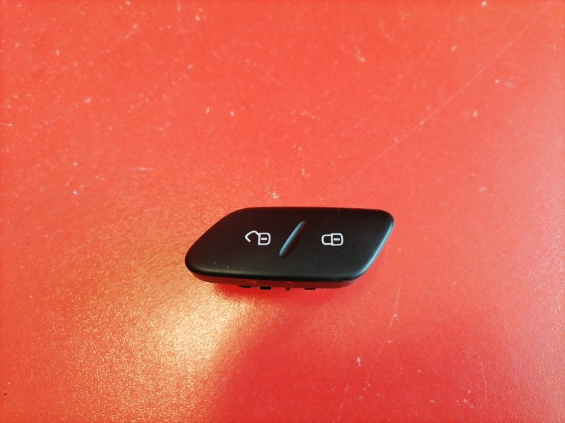 Кнопка центрального замка Volkswagen Polo 612 CFNA 2012 (б/у)