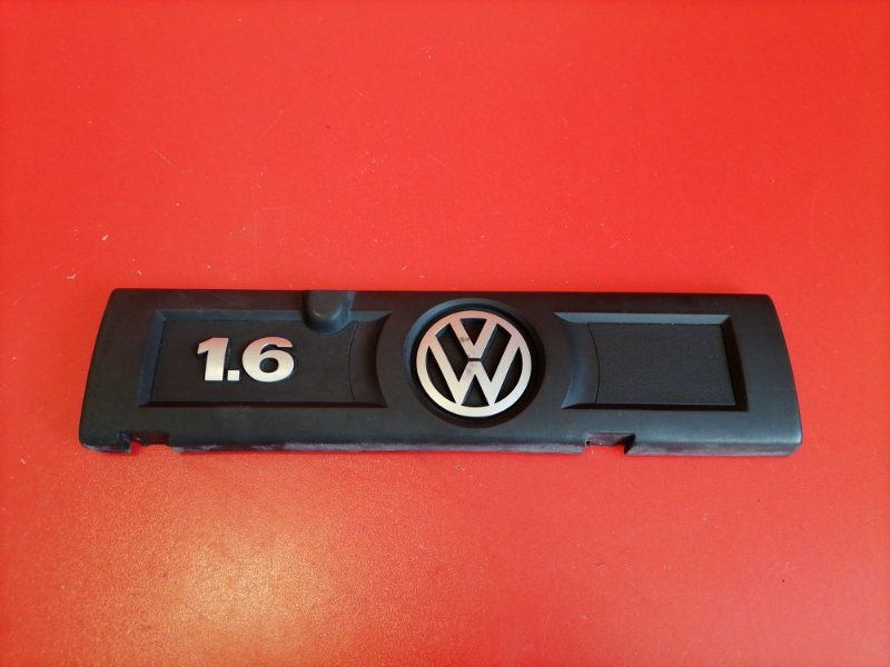 Декоративная крышка двс Volkswagen Polo 612 CFNA 2012 (б/у)
