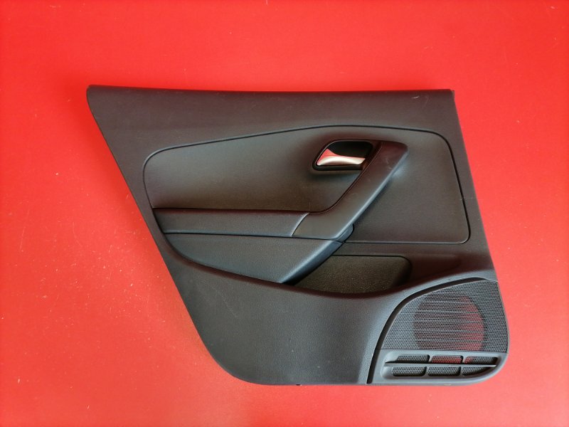 Обшивка двери Volkswagen Polo 612 CFNA 2012 задняя левая (б/у)