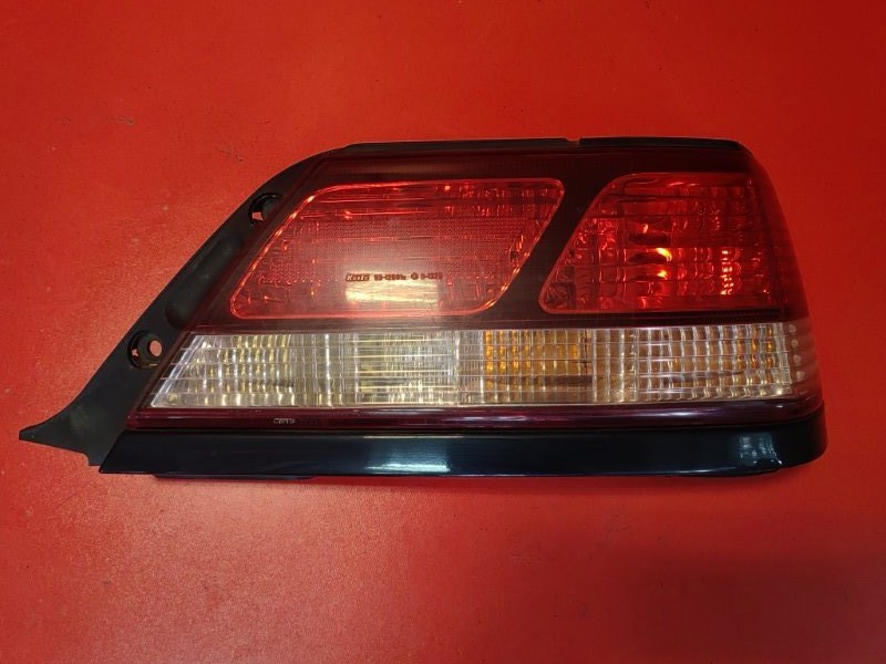 Фонарь Toyota Cresta GX100 1G-FE 1998 задний правый (б/у)