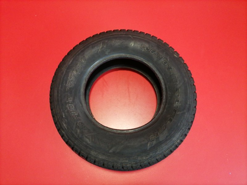 Шина зимняя 215/80R15 Bridgestone Winter Dueler DM-01