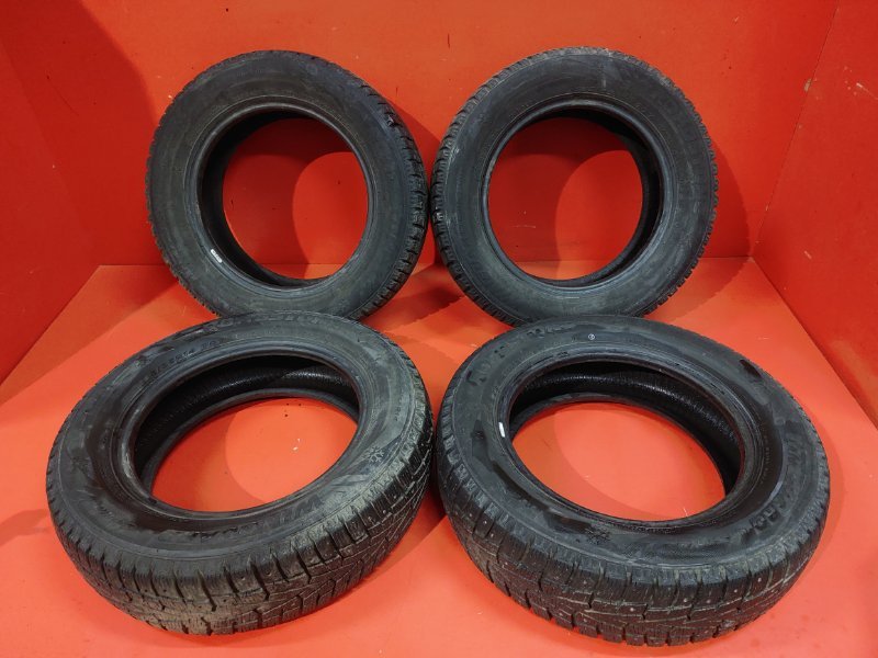 Комплект из 4-х шин R14 Roadstone Winguard WinSpike