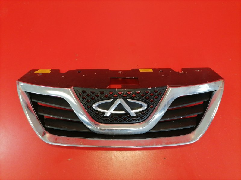 Решетка радиатора Chery Tiggo T11 DB SQR481FC 2015 (б/у)