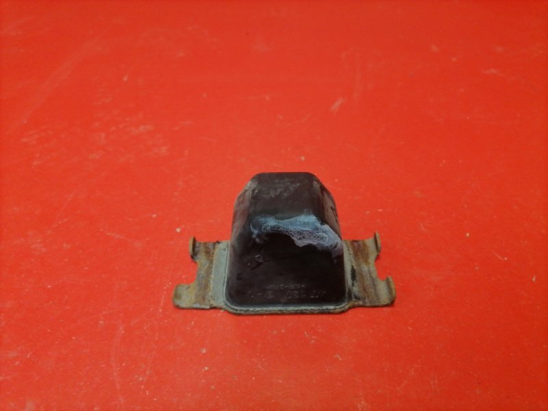 Отбойник Toyota Hilux KUN25L 2KD-FTV 2012 (б/у)