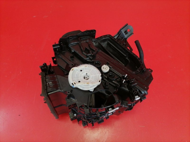 Корпус отопителя Toyota Hilux KUN25L 2KD-FTV 2012 (б/у)