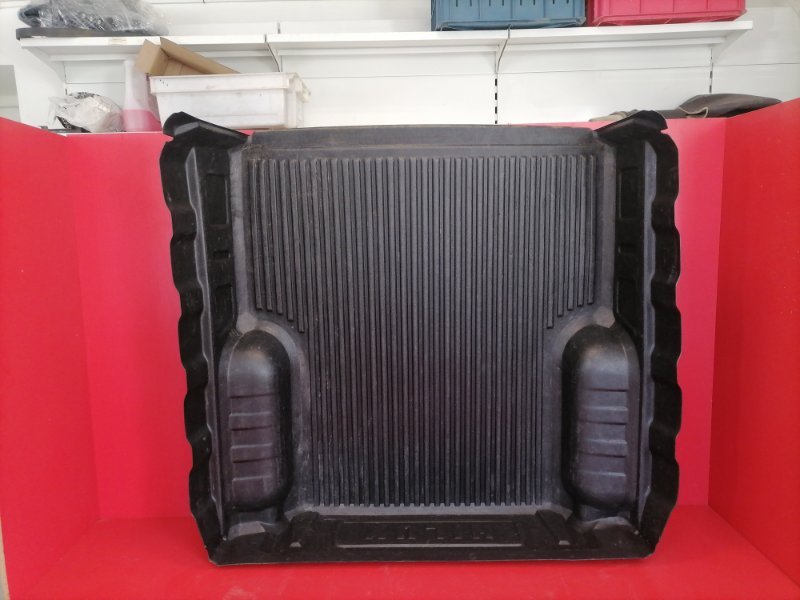 Вкладыш кузова Toyota Hilux KUN25L 2KD-FTV 2012 (б/у)