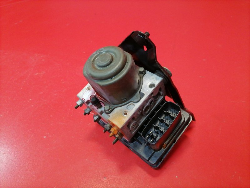 Блок abs Toyota Corolla Spacio AE111N 4A-FE 2000 (б/у)