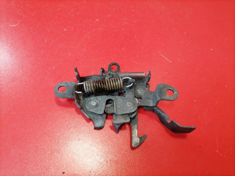 Замок капота Toyota Corolla Spacio AE111N 4A-FE 2000 (б/у)