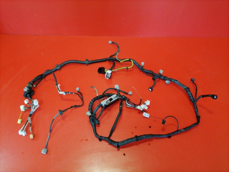 Проводка подкапотная Toyota Corolla Spacio AE111N 4A-FE 2000 (б/у)