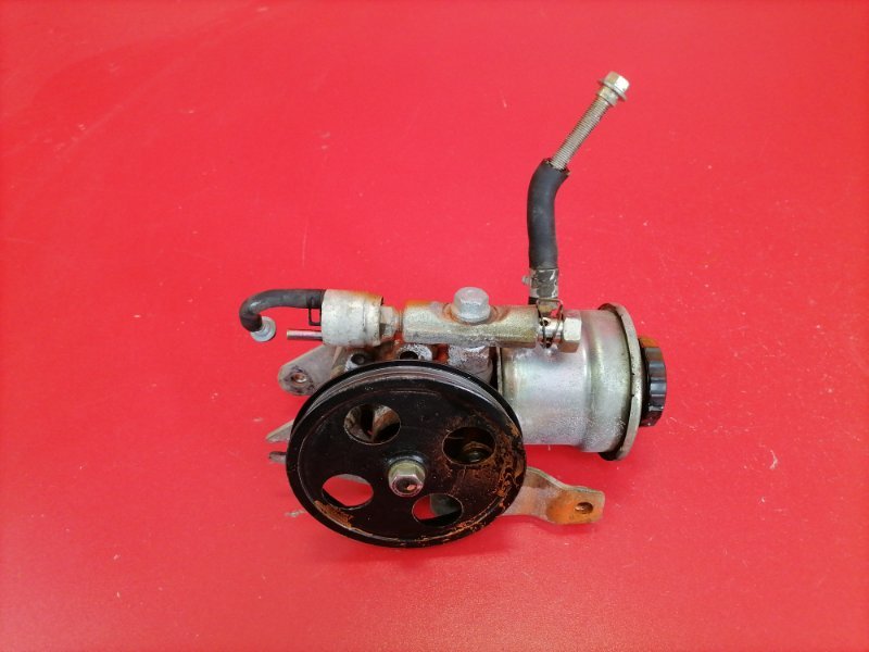Насос гур Toyota Corolla Spacio AE111N 4A-FE 2000 (б/у)