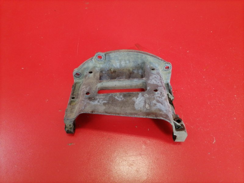 Кронштейн кпп Toyota Corolla Spacio AE111N 4A-FE 2000 (б/у)