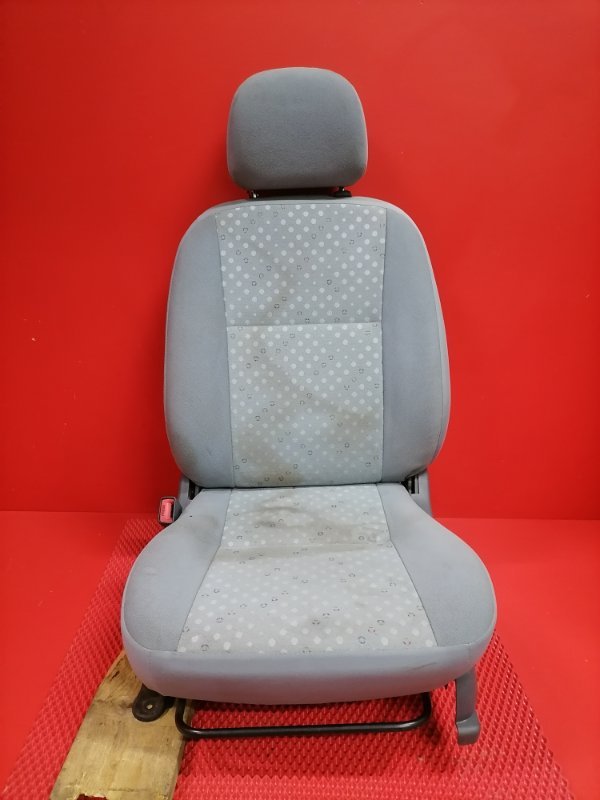 Сиденье Daihatsu Storia M100S EJ-VE 2001 переднее левое (б/у)