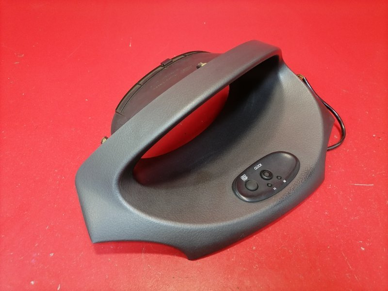 Накладка щитка приборов Toyota Funcargo NCP21 1NZ-FE 2002 (б/у)