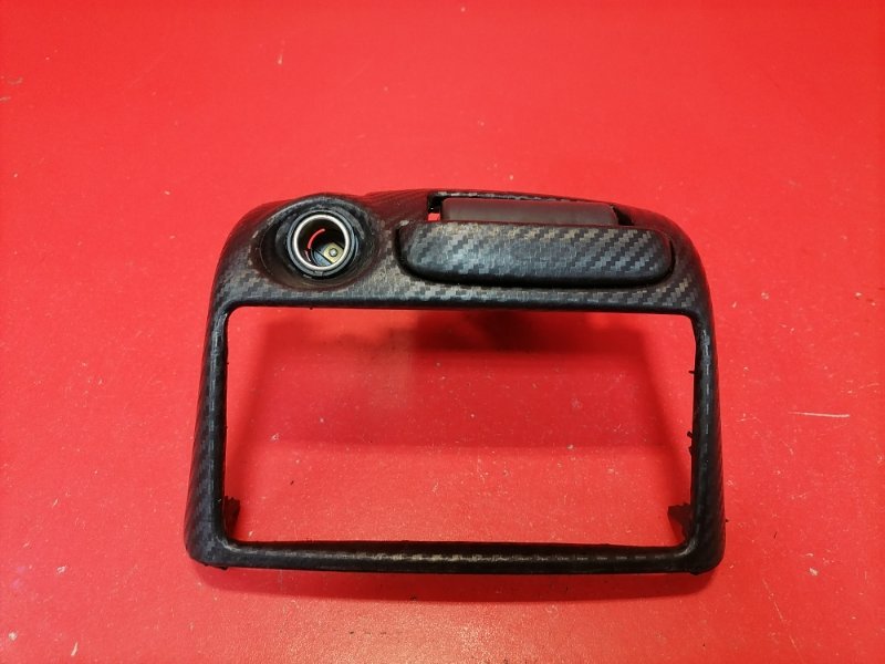 Рамка магнитолы Toyota Funcargo NCP21 1NZ-FE 2002 (б/у)